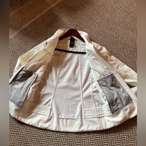 ❄️The North Face Soft Shell White Moto Style Jacket Size Small Fleece Lined - Picture 13 of 13